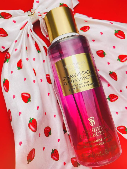 Victoria’s Secret Strawberries & Champagne Fragrance Mist